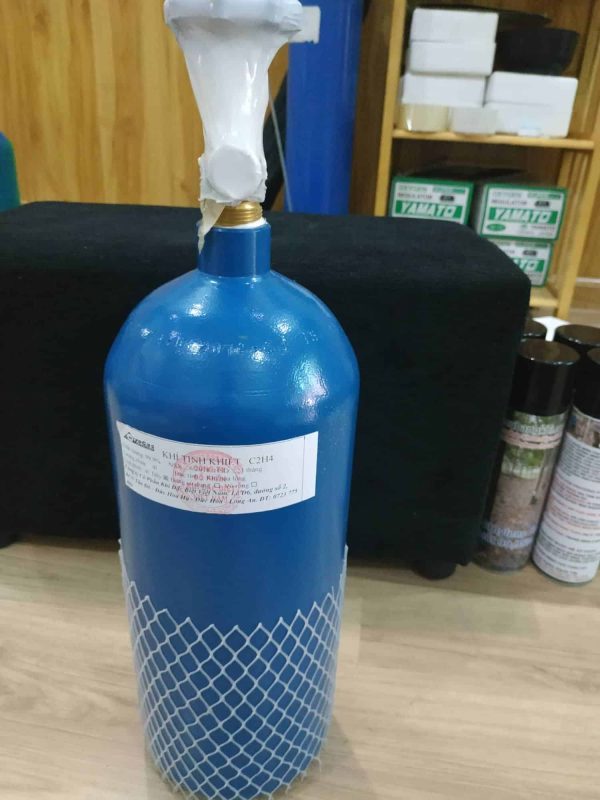 Bình Gas ethylene 99.95%5 lít dùng cho đại trà cho cách khoan lấy mủ cao su